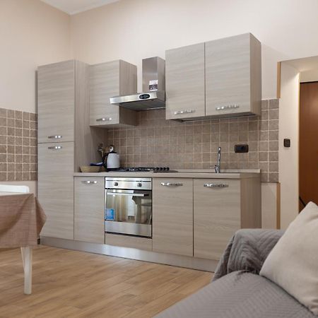 Casa Vacanze Alla Maison Fiumicino Esterno foto