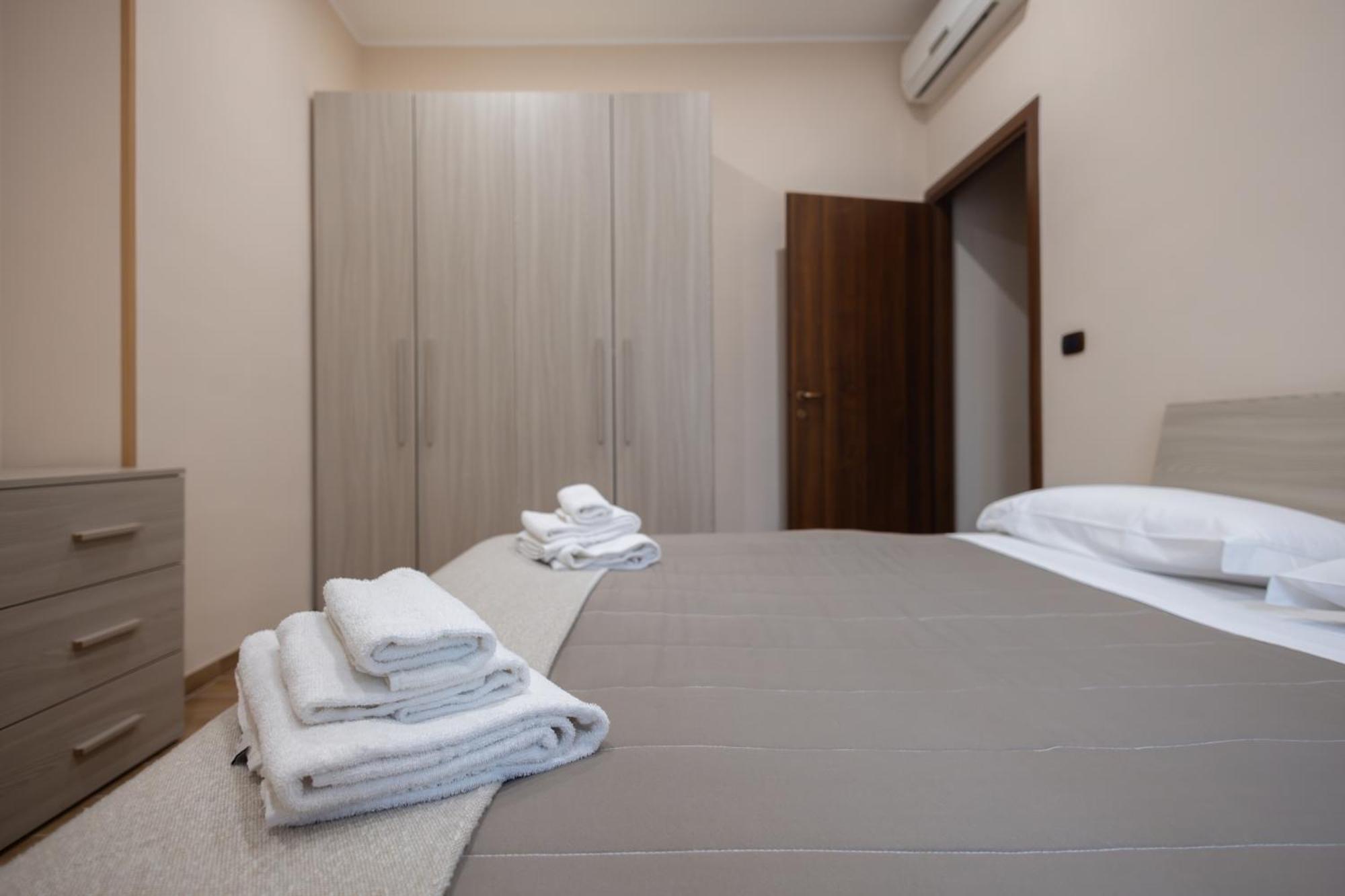 Casa Vacanze Alla Maison Fiumicino Esterno foto